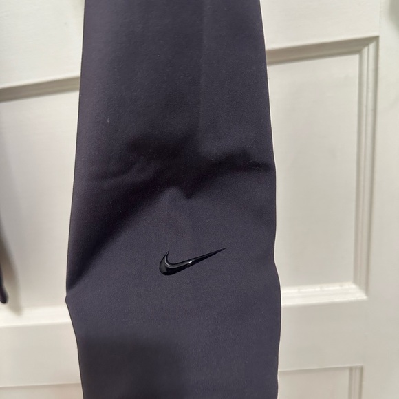 Peloton x Nike Dri-fit Leggings Dark Purple - Size Medium - Picture 2 of 5